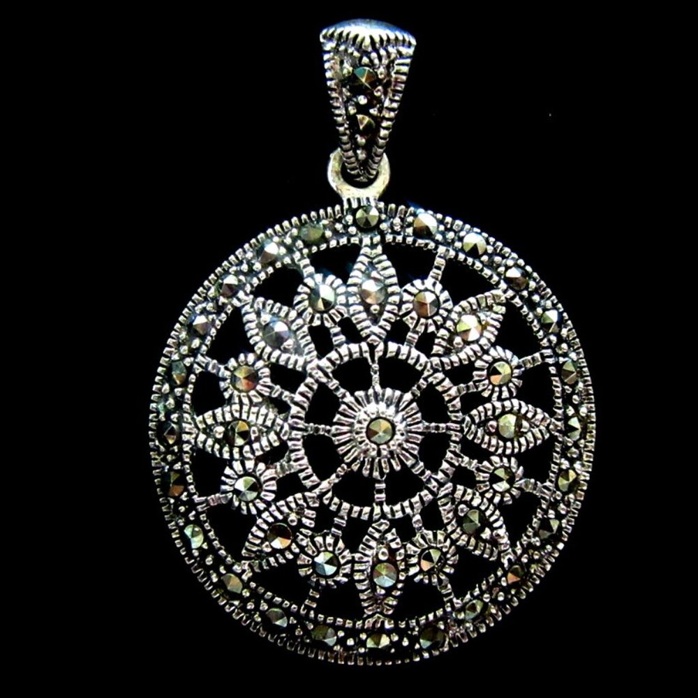 Vintage sterling silver & marcasite round pendant - Victorial Revival